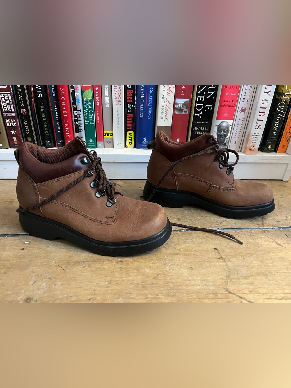 Dexter 90s Y2K Brown Lace-Up Flat Ankle Boots